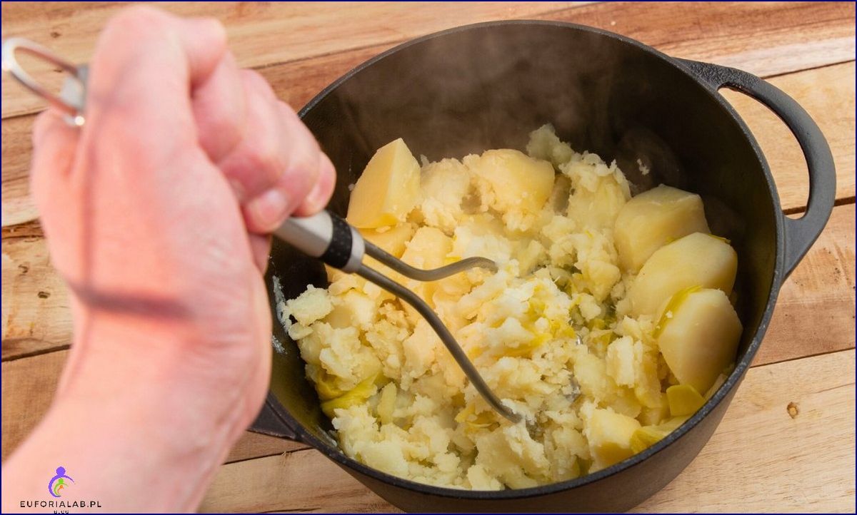 Nie wyrzucaj ziemniaków z wczoraj Przygotuj pyszne purée Będzie rozpływać się w ustach