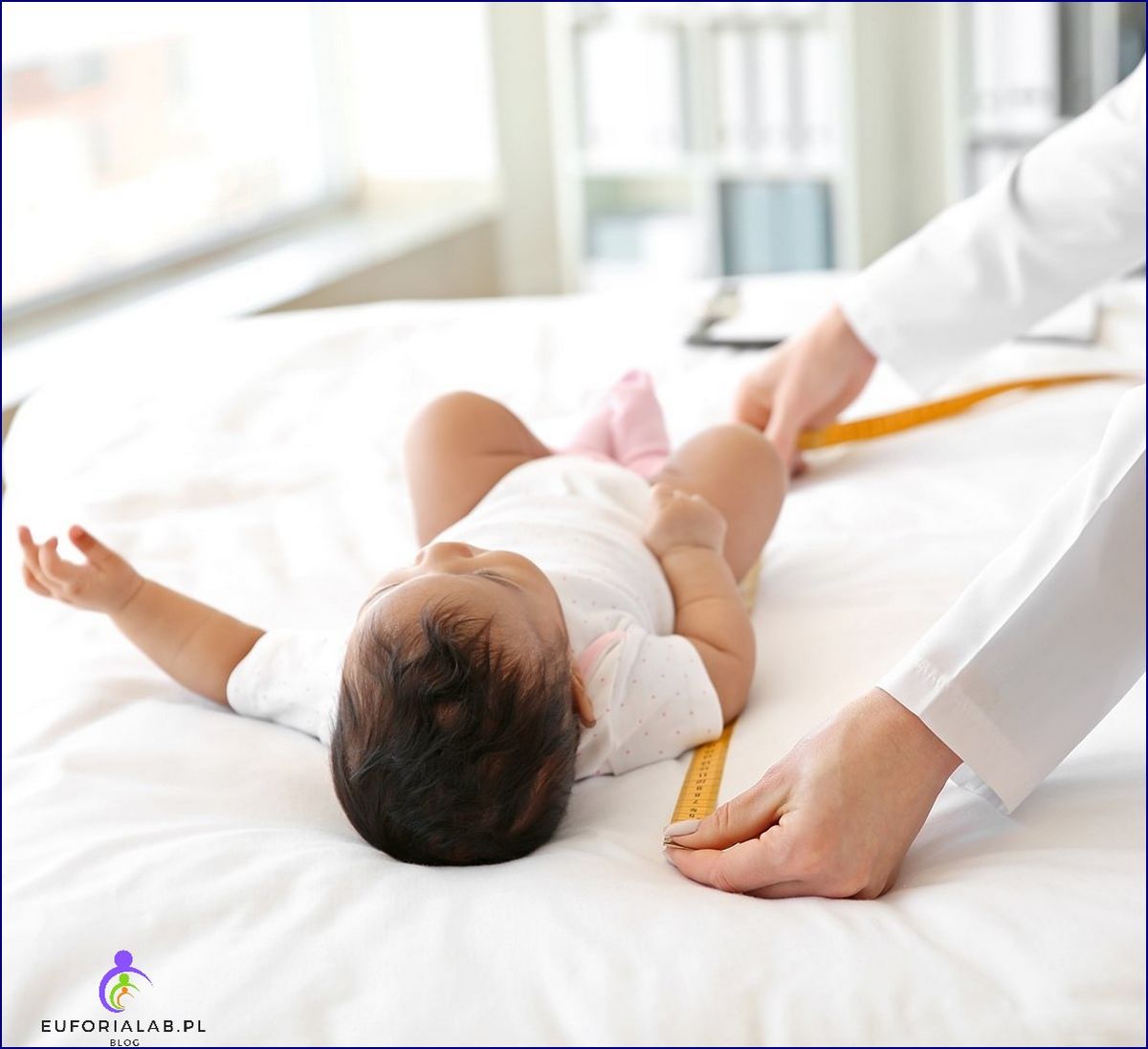 Prawidłowy rozwój niemowlaka - jak czytać siatki centylowe